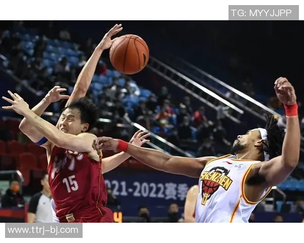 赛后分析:深圳篮球队与杭州篮球队球员个人能力全面对比与评价 赛后分析:深圳篮球队与杭州篮球队球员个人能力全面对比与评价