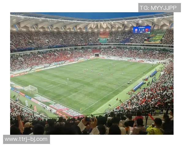 足球明星在抖音上的精彩瞬间与粉丝互动全记录 足球明星在抖音上的精彩瞬间与粉丝互动全记录