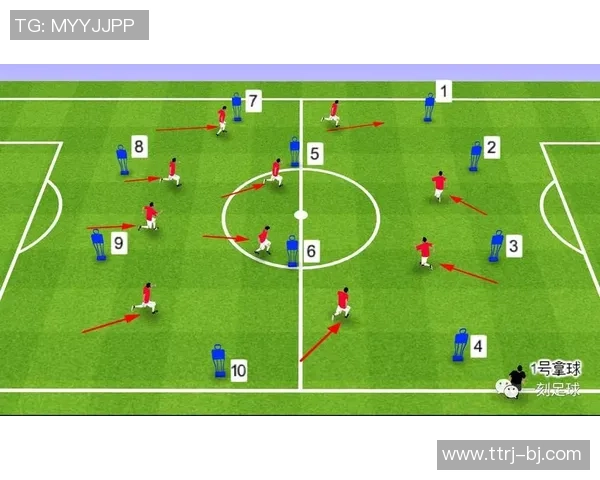 足球明星如何提升头球力量与技巧的全面解析与训练方法分享