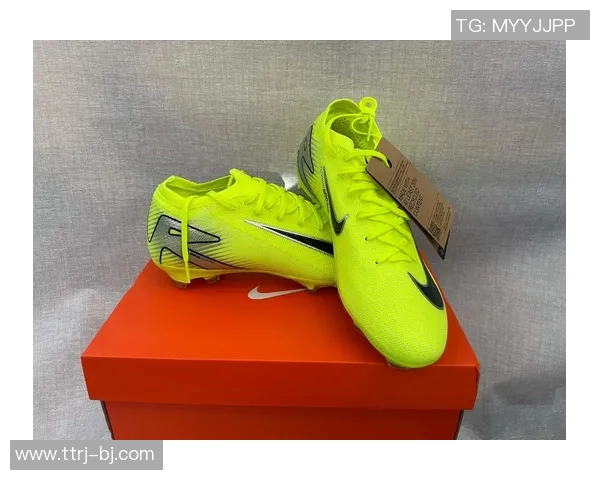 足球明星推荐的训练鞋子选择指南助你提升球技与表现