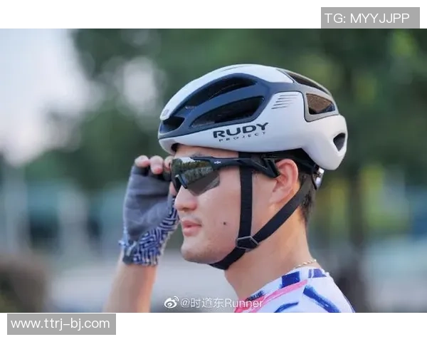 足球明星携手运动饮料品牌打造健康活力新风尚