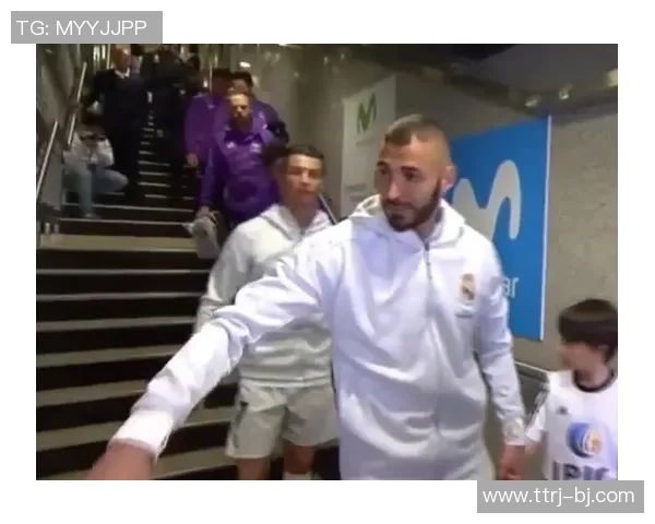 足球明星搞笑瞬间大集合让你捧腹大笑的精彩剪辑视频