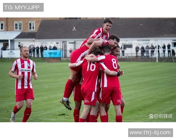 足球明星捂嘴庆祝引发热议背后隐藏的情感与故事