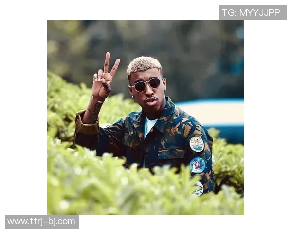 足球明星私下穿搭风格大揭秘时尚便服图片大全欣赏