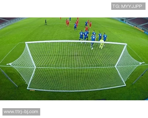 足球明星精彩进攻瞬间集锦视频素材分享助你提升足球技巧与战术理解