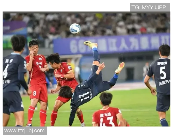 足球明星精彩瞬间神奇进球集锦视频回顾震撼你的视觉体验